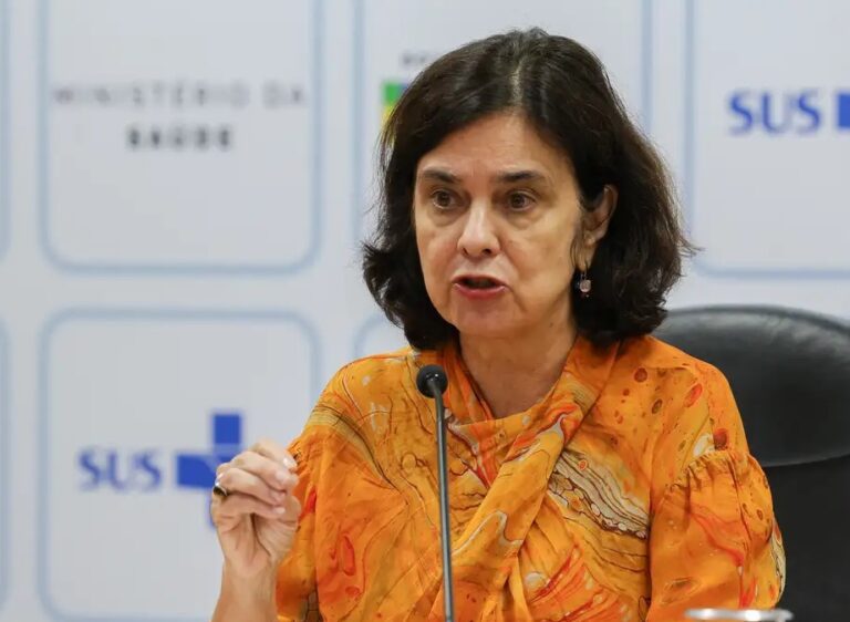 Brasil passa a adotar esquema de dose única contra o HPV