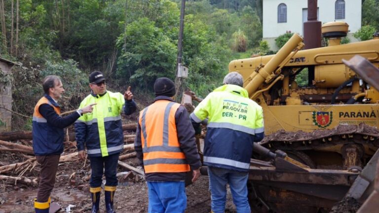 Estado vistoria obras de recuperação na ERS-129, entre Colinas e Roca Sales