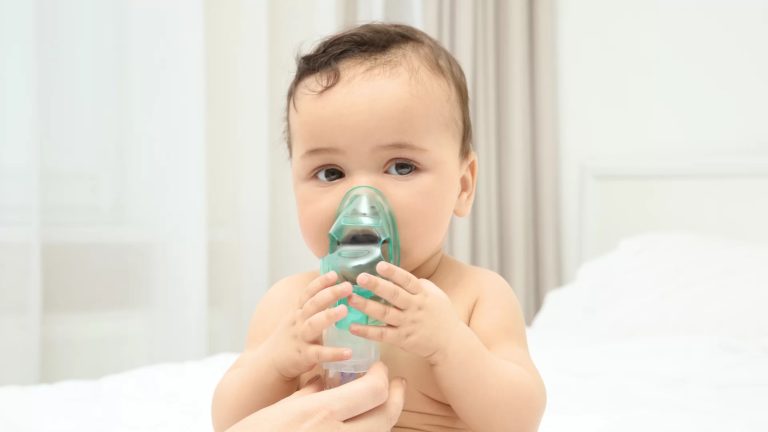 Frio acende sinal de alerta para bronquiolite; Dra. Izenara aborda doença tão comum nesse período do ano