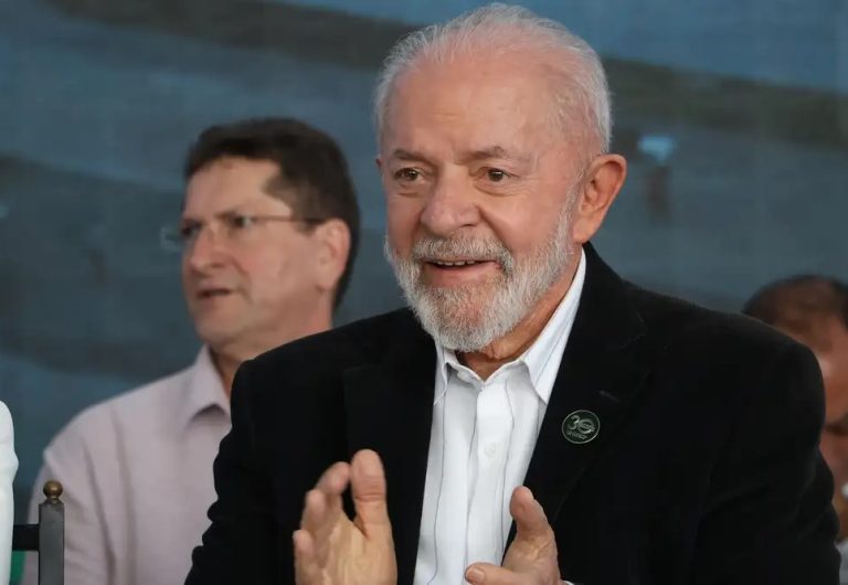 Lula afirma que aliança progressista na França serve de inspiração