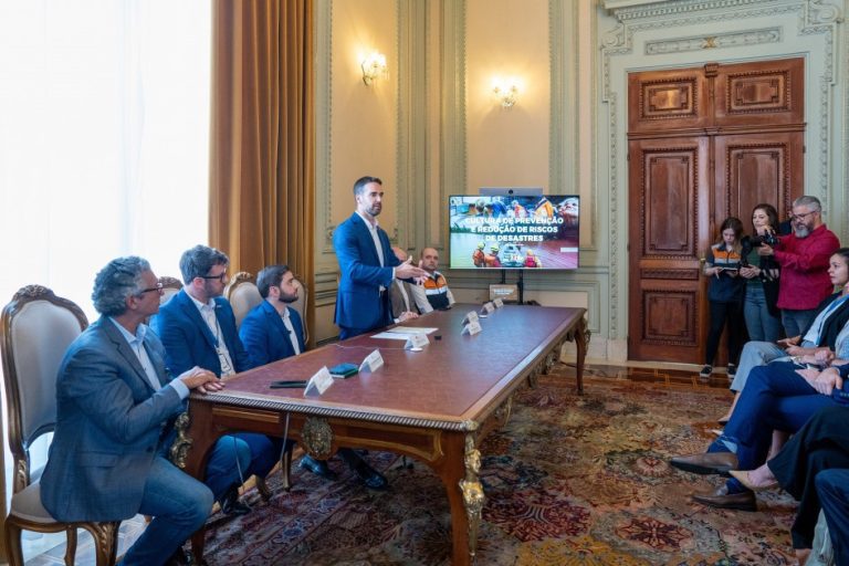 Governo firma parcerias e encaminha projeto de lei sobre enfrentamento a desastres à Assembleia Legislativa