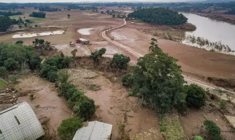 Governo do RS repassa R$ 26,5 milhões para municípios atingidos pelas enchentes de 2024