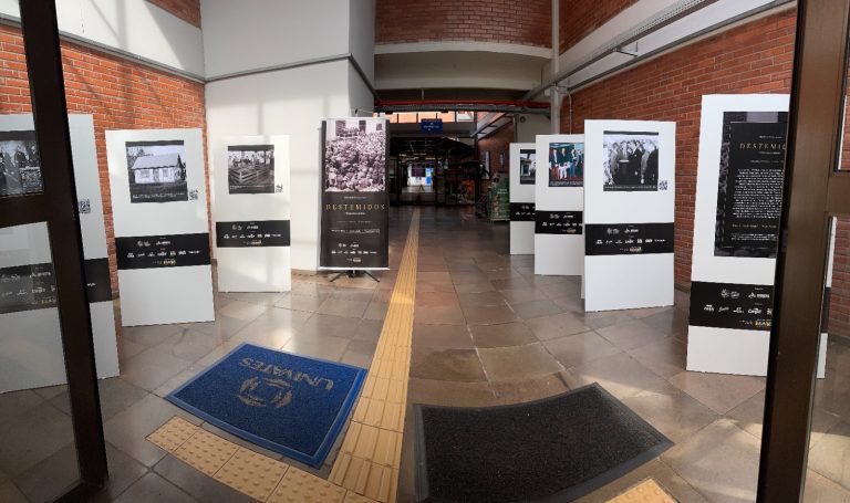 Casa de Cultura de Encantado recebe exposição “Destemidos”, da Dália Alimentos