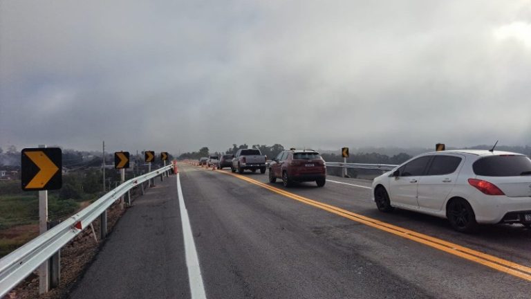 Nova ponte da ERS-130 é fechada novamente após liberação parcial neste domingo