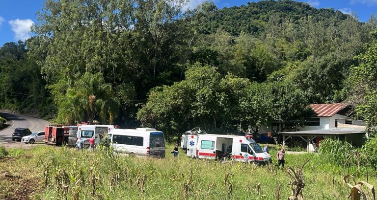 Acidente com ônibus da UFSM em Imigrante deixa ao menos 10 mortos