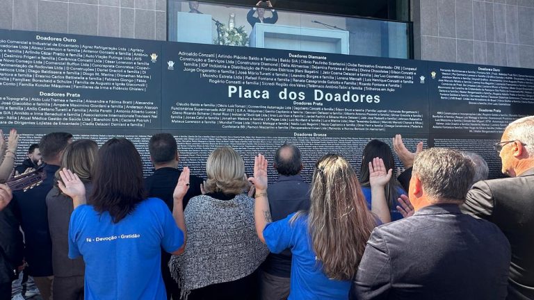 Inauguração do Cristo Protetor iniciou com homenagem a doadores em Encantado