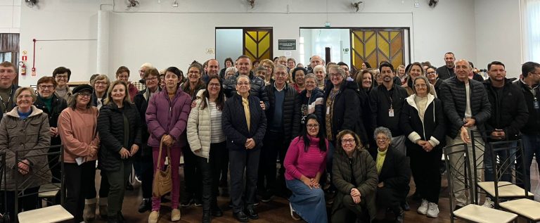 Seminário regional reúne artesãos em Roca Sales e destaca força cultural e econômica do setor