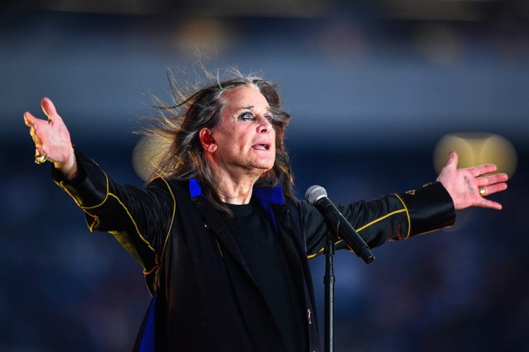 Morre Ozzy Osbourne, ícone do heavy metal, aos 76 anos