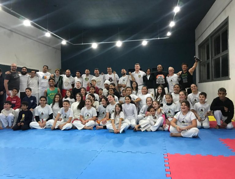 Encontro de capoeira em Encantado destaca projeto educacional e trajetória internacional
