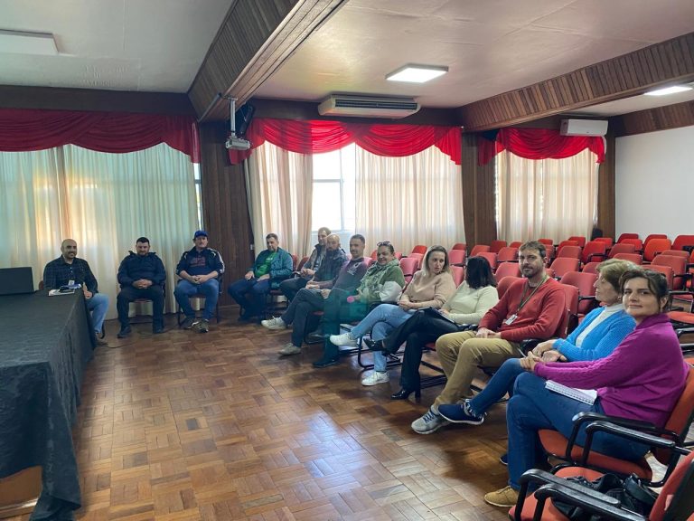 Conselho Municipal de Desenvolvimento Rural de Encantado empossa novos membros e apresenta programa Terra Forte