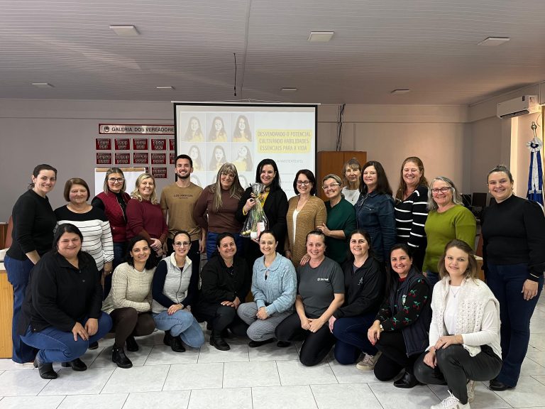 Formação pedagógica reúne educadores de Muçum para planejar o segundo semestre letivo