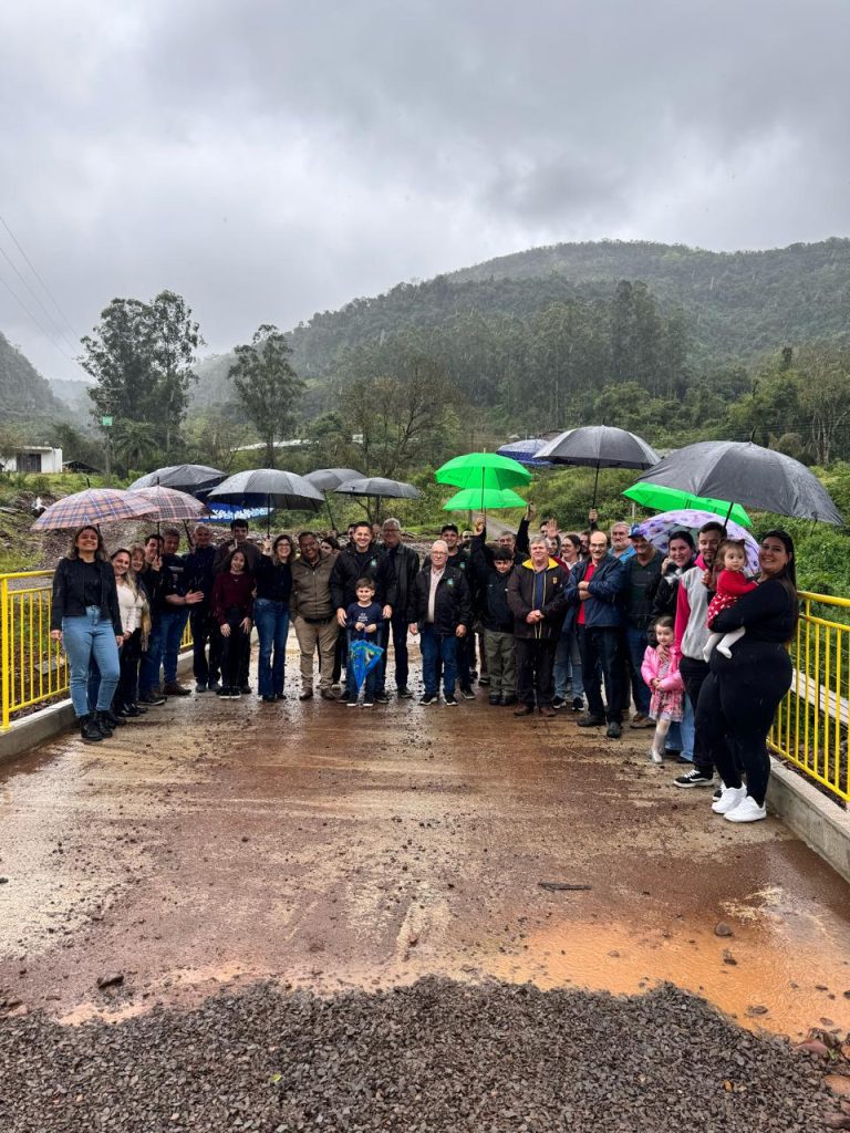 Encantado entrega nova ponte em São Brás após enchente de 2024