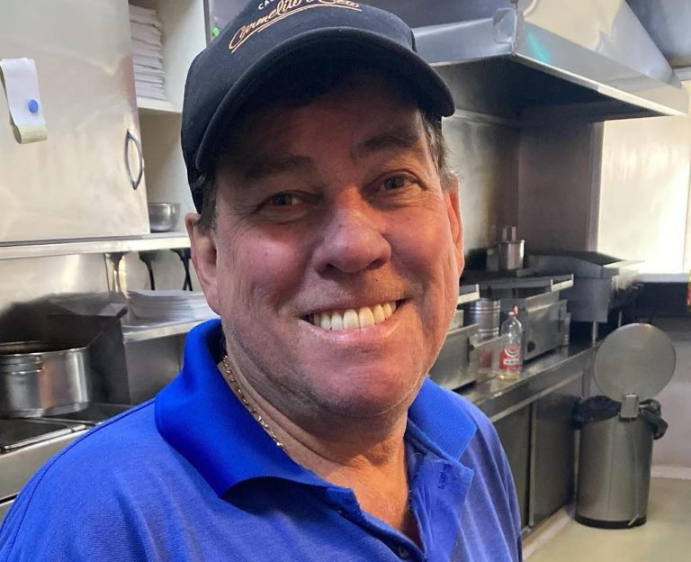 Morre Beto, fundador do tradicional Cachorrão do Carmelito, aos 70 anos