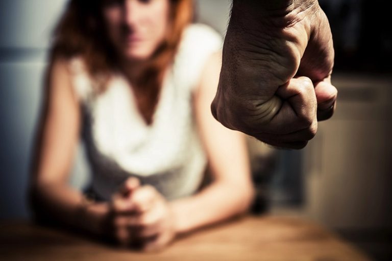 Mulher usa “dipirona” como código para denunciar violência doméstica em MS