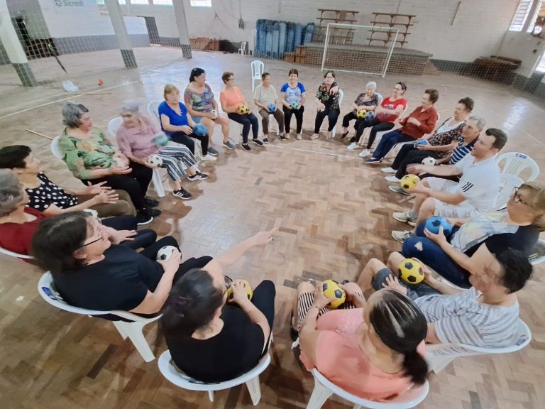 Roca Sales amplia ações de bem-estar para idosos com atividades físicas e sociais