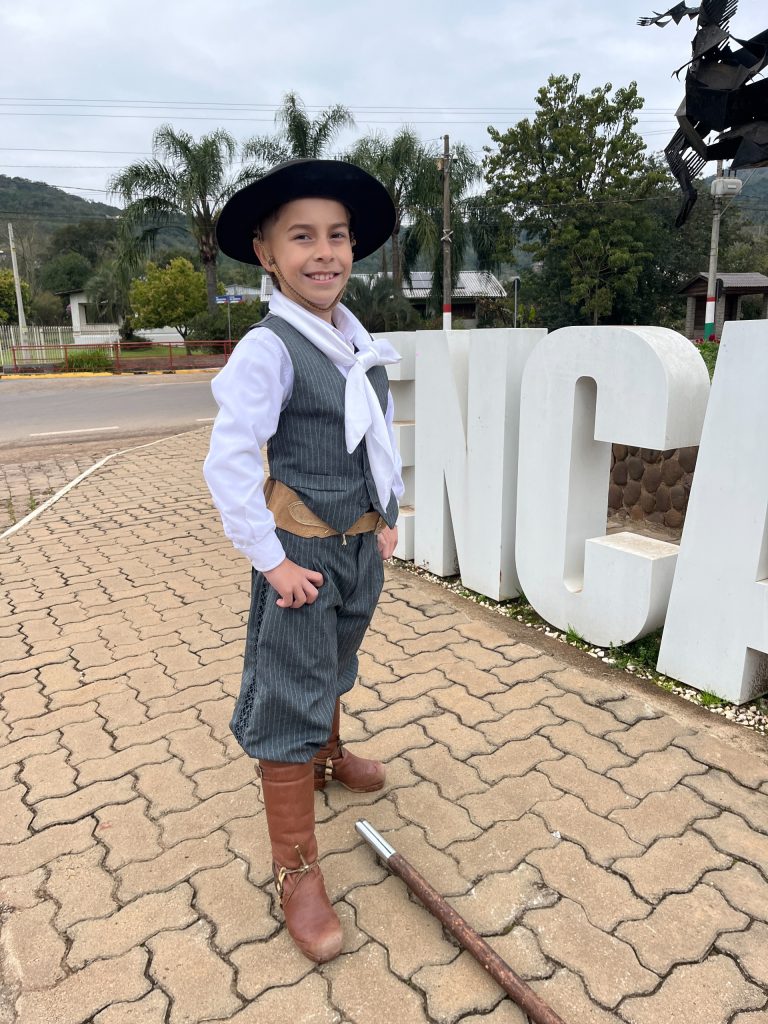 Encantado sedia 1º Festival Nacional de Chula com quase 100 participantes