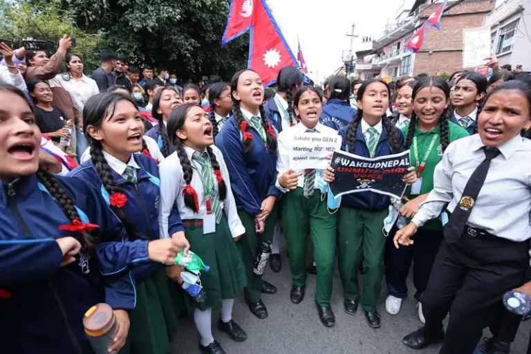 Pressão da geração Z derruba primeiro-ministro do Nepal