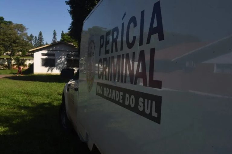 Homem é encontrado morto dentro de casa e polícia investiga homicídio em Lajeado