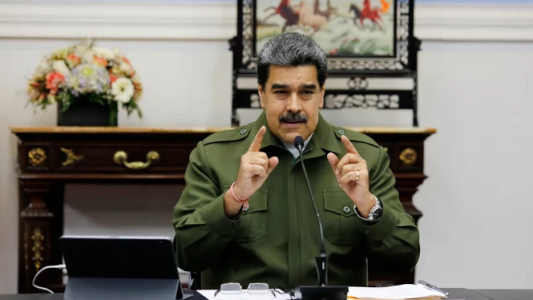Maduro antecipa Natal na Venezuela para 1º de outubro em meio a tensão com os EUA
