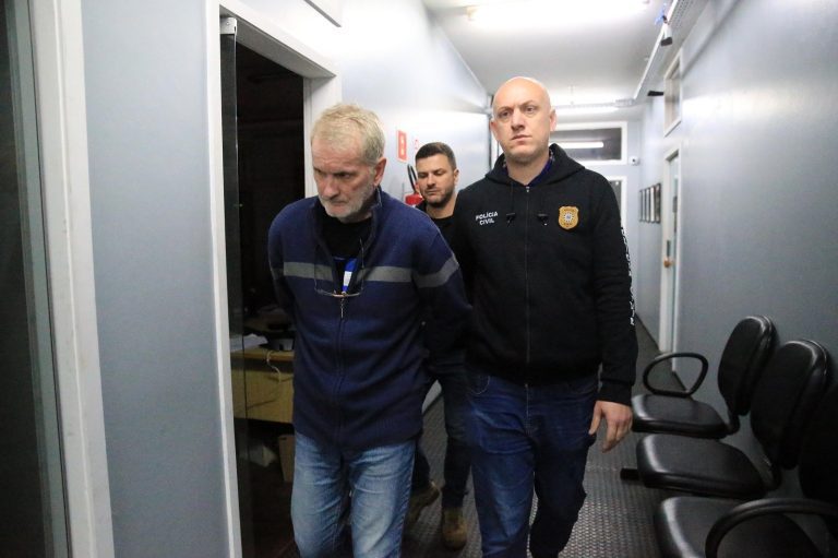 Homem é preso por matar namorada e esconder corpo em mala na rodoviária de Porto Alegre