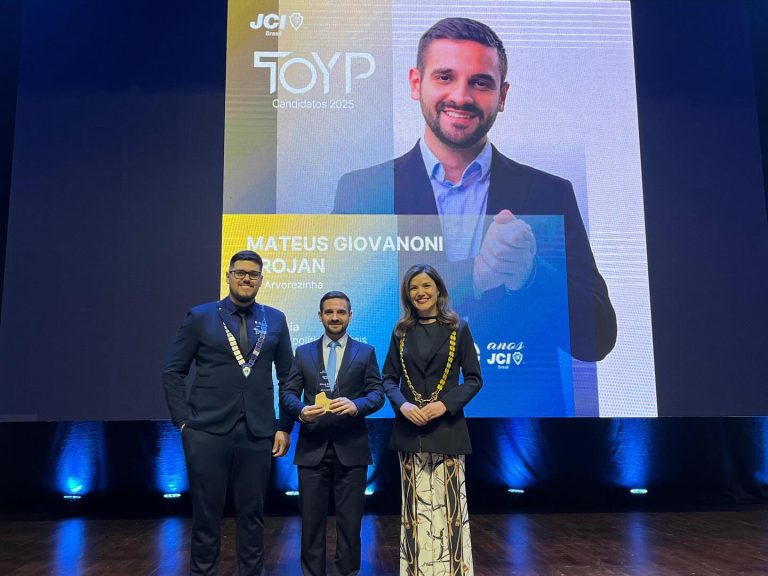 Mateus Trojan é premiado como uma das 10 maiores lideranças jovens do Brasil