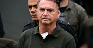 Médico confirma alta de Bolsonaro para sexta-feira após 3 semanas internado