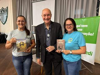 Roca Sales reúne 130 profissionais em seminário sobre proteção infantil