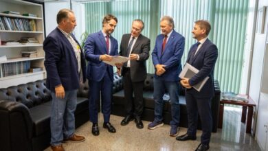 Eduardo Leite se reúne com Renan Calheiros e defende refinanciamento de dívidas rurais do RS