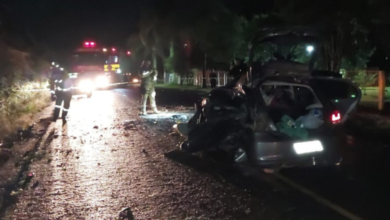 Cinco pessoas da mesma família morrem em colisão com caminhão em SC