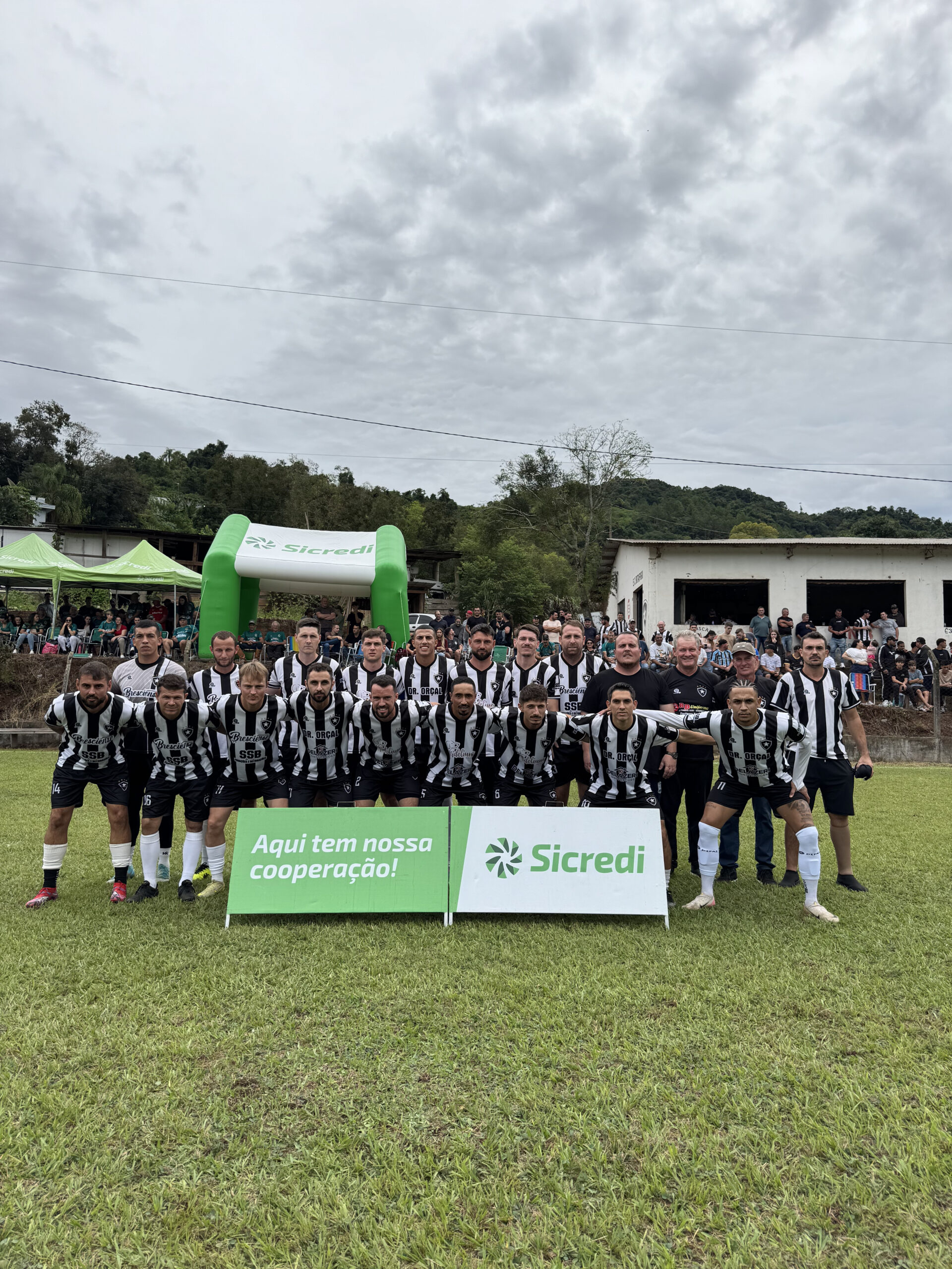 Equipe levantou o quinto troféu na competição