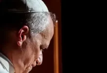 Vaticanista revela como Papa Francisco atuou para fazer de Leão 14 seu sucessor