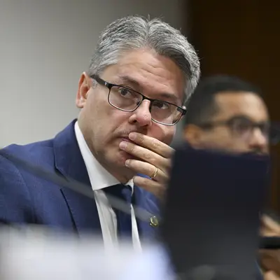 Senador denuncia ameaça de ministro do STF: 'Acerte seu tiro ou vou acertar o meu'
