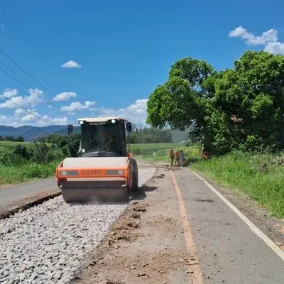 Pavimentação da ERS-129 avança e chega a 60% entre Roca Sales e Colinas
