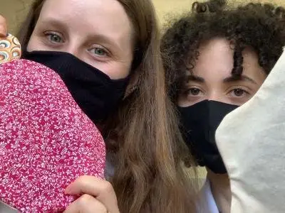 Estudantes gaúchos vencem prêmio ambiental internacional com inovação em curativo biodegradável