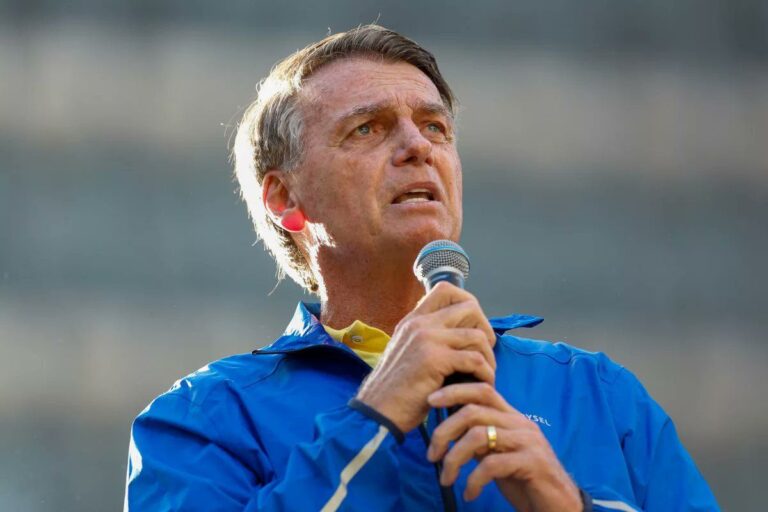 PGR se manifesta contra revisão da condenação de Bolsonaro