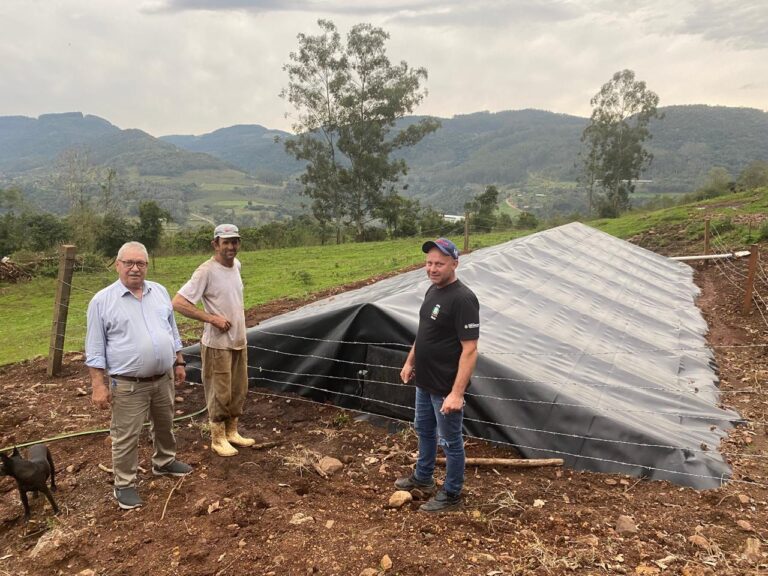 Encantado constrói oito cisternas para reforçar abastecimento no meio rural