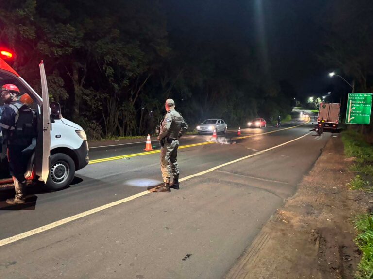 Homem de 60 anos morre atropelado por caminhão na ERS-130, em Lajeado