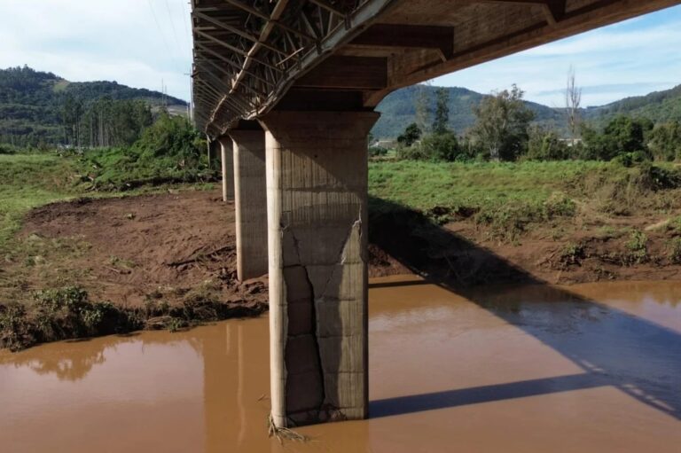 EGR prevê instalar escoras em até 15 dias na ponte da ERS-129, antes de obra definitiva