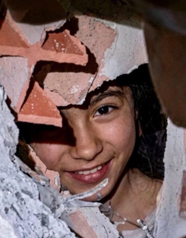 Menina é resgatada com vida após mais de 30 horas soterrada na Venezuela
