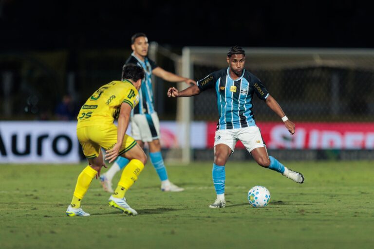 Grêmio perde para o Mirassol por 2 a 1 e encerra primeiro turno na beira do Z-4