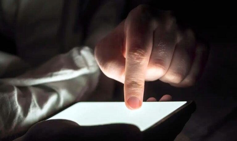 Nova lei endurece penas para crimes sexuais online contra crianças e adolescentes