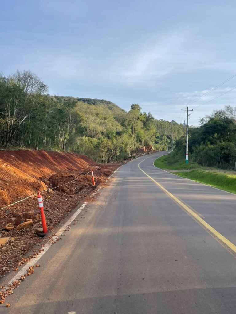 Detonação de rochas interromperá trânsito na Subida da Lagoa nesta terça-feira