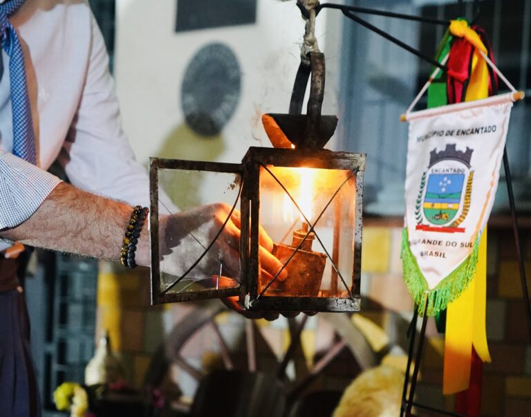 Encantado recebe Chama Crioula e abre período de celebrações farroupilhas