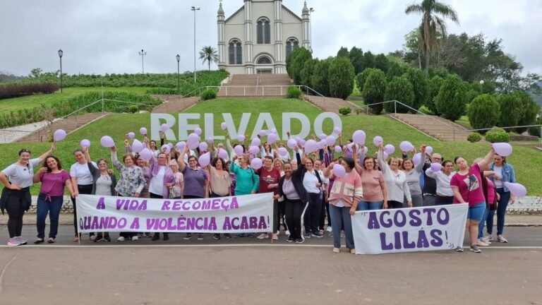 Relvado promove ações de conscientização no Agosto Lilás