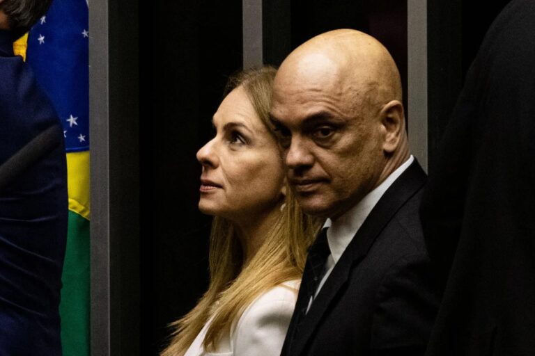 Escritório de mulher de Moraes confirma voos em jatinho de empresa ligada a banqueiro
