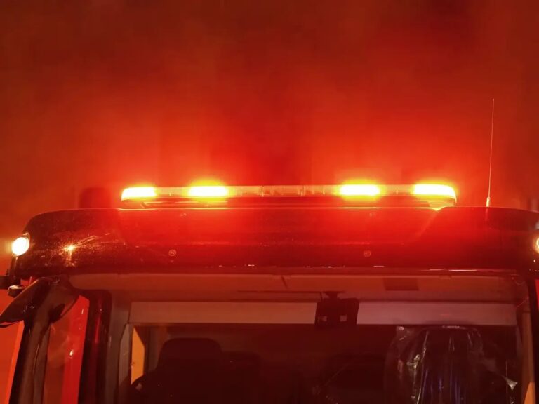 Incêndio em prédio residencial envia seis pessoas ao hospital