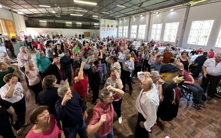 Festa Anual da Pessoa Idosa ocorre nesta quarta-feira com coroação de rei e rainha