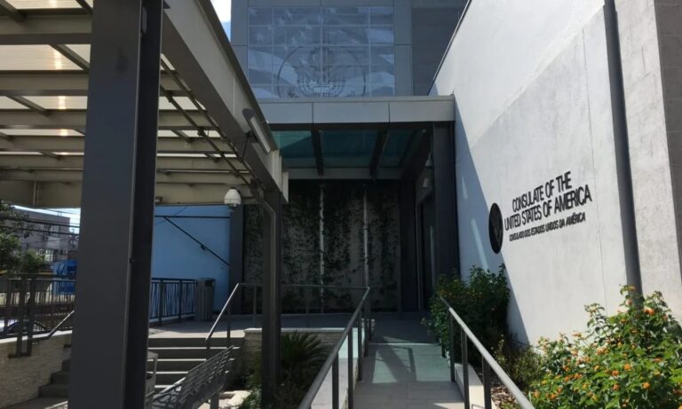 EUA suspendem atendimento consular no Brasil após ameaça de segurança